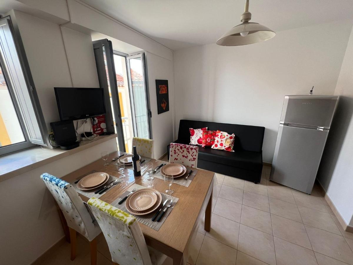 Apartamento Familia Silva Nazaré Eksteriør billede