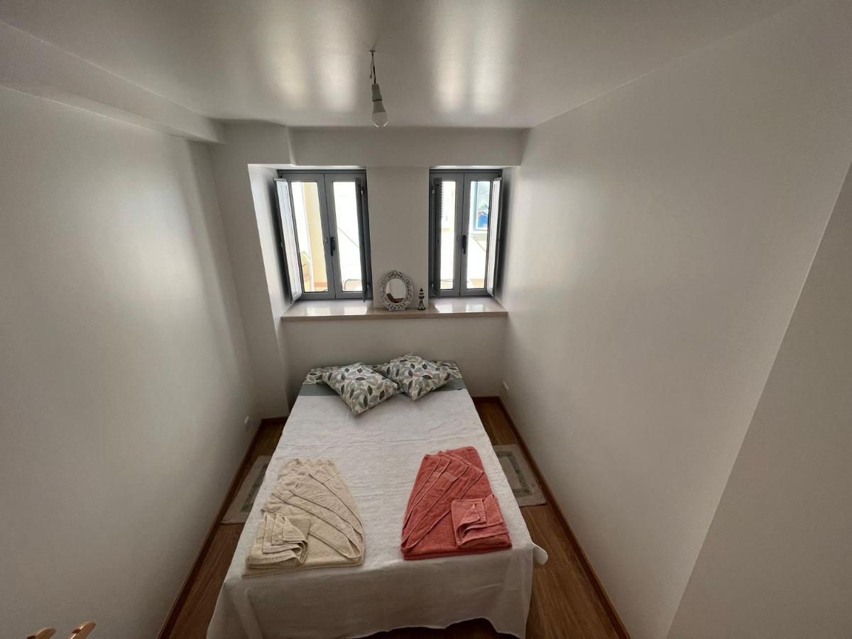 Apartamento Familia Silva Nazaré Eksteriør billede