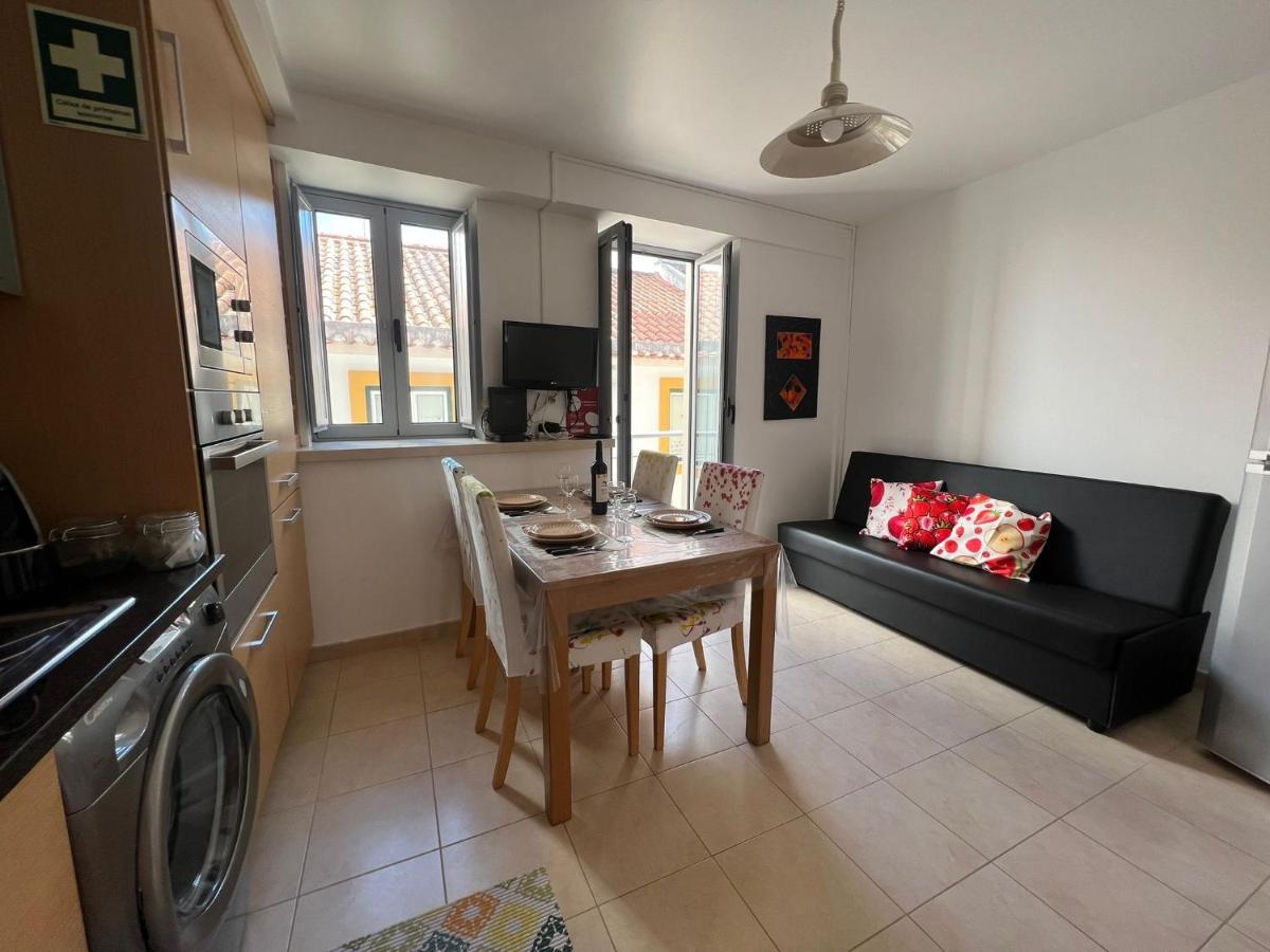 Apartamento Familia Silva Nazaré Eksteriør billede